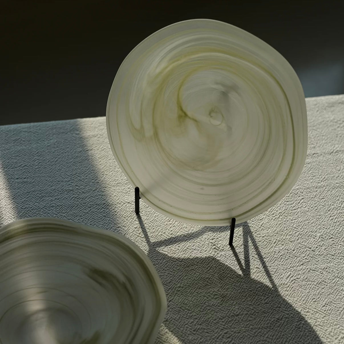 Mist Plate - Willow